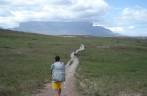 Caminhando para o Monte Roraima, na  Venezuela, em 2007